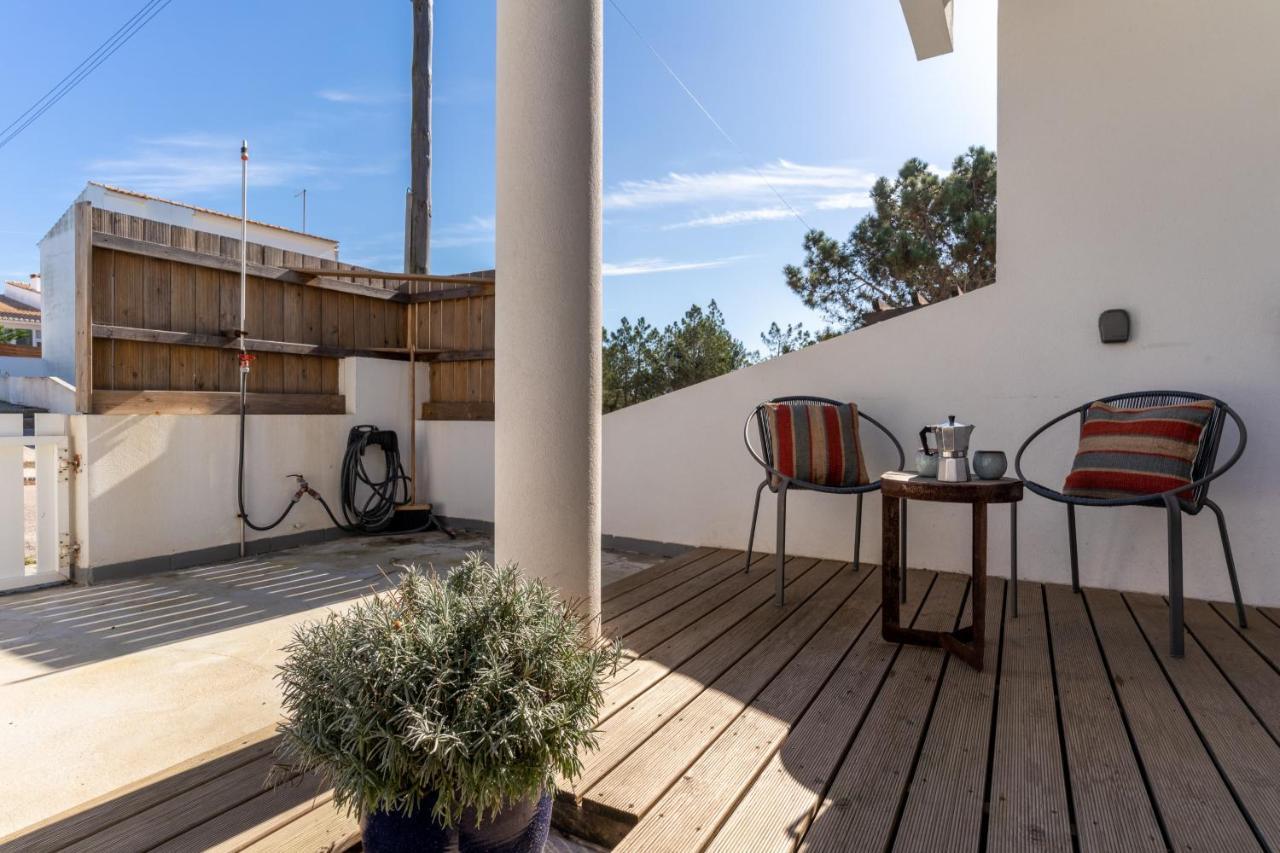 Beach House Clerigo - 2 Unique Apartments アルジェズール エクステリア 写真